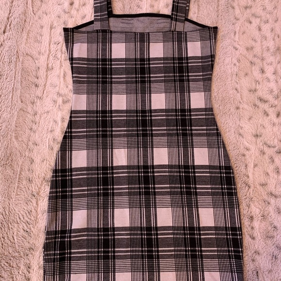 H&M Short Bodycon Jersey Dress - Picture 3 of 3